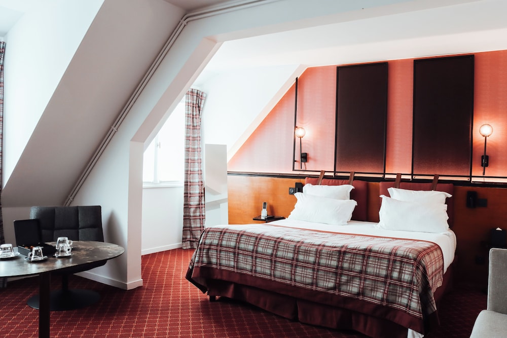 Cozy, Family Suite, Superior, Suite, Double Bed, Sofa