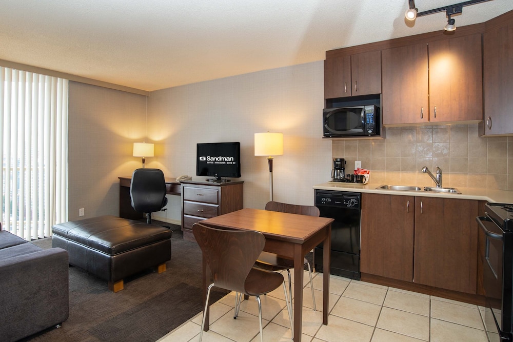 Sandman Suites Vancouver Davie Street 30/43