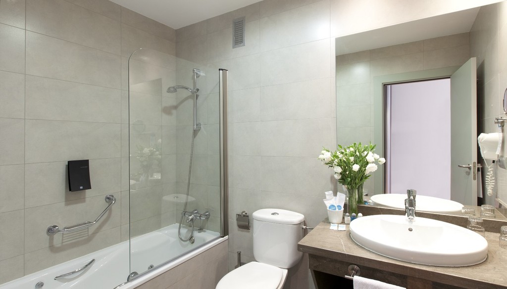غرفة عائلية، Hotel Vertice Aljarafe 4/6
