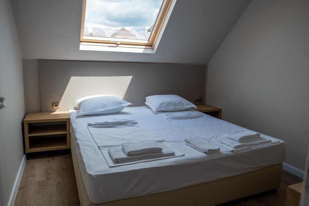 SPERANTA Hotel & Villas 12/40