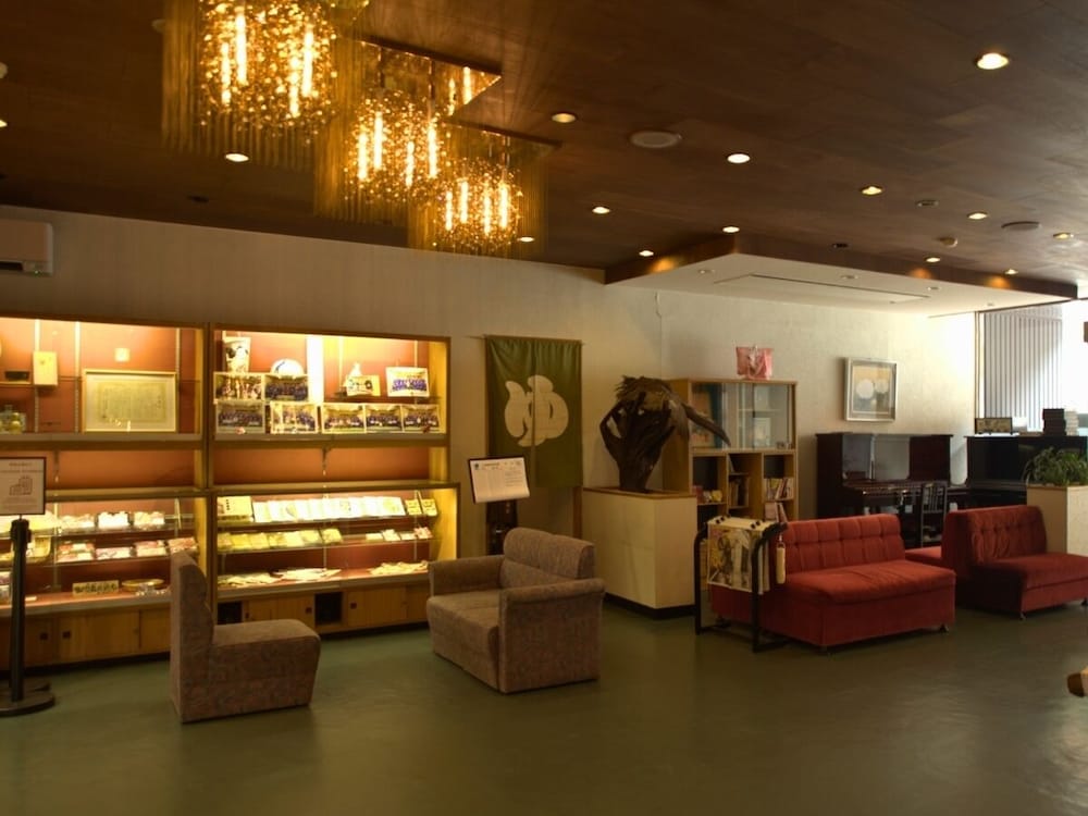 Oka Hotel 43/57