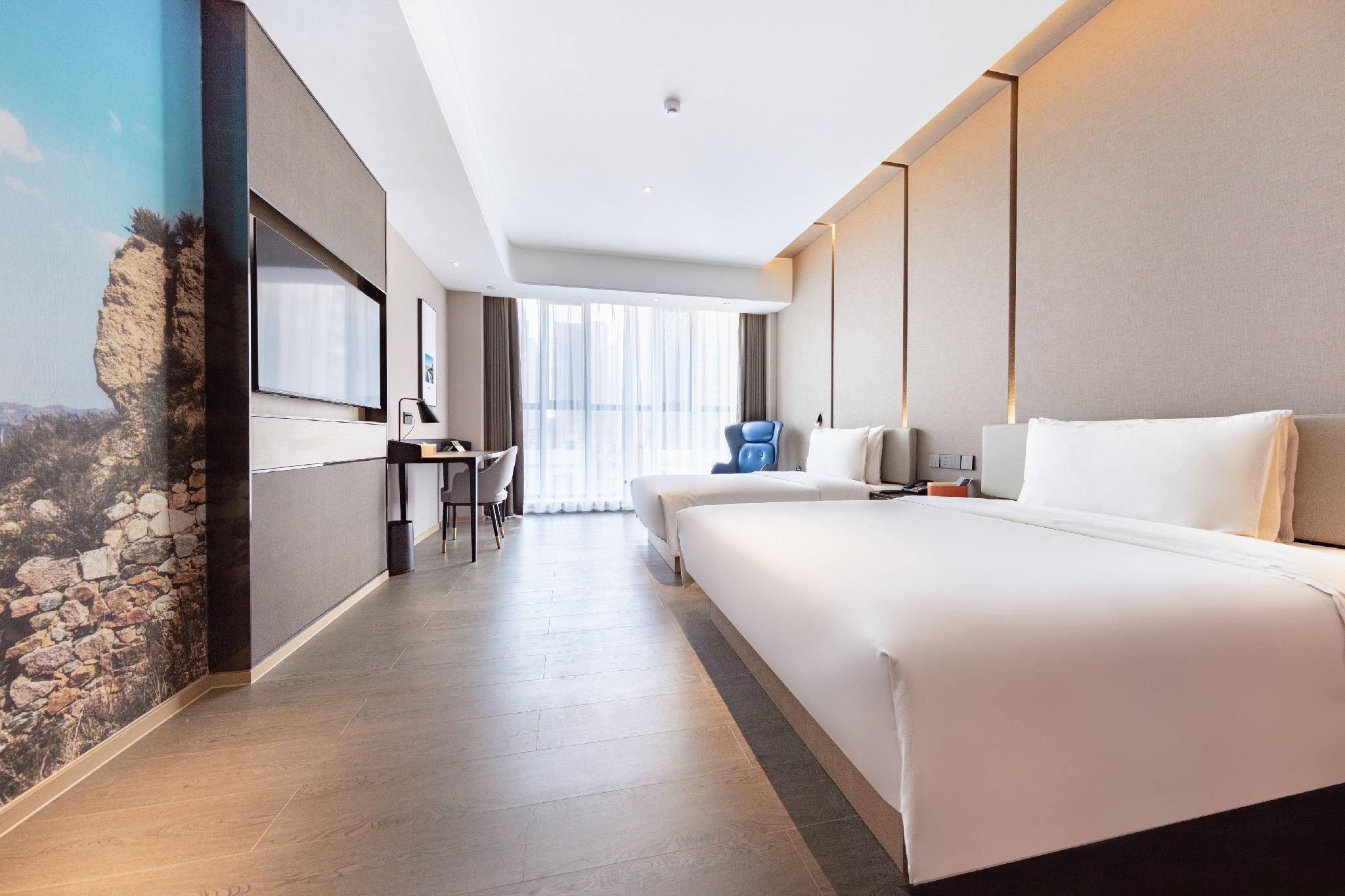Atour Hotel (Datong Dongxin Plaza high speed railway station) 10/28