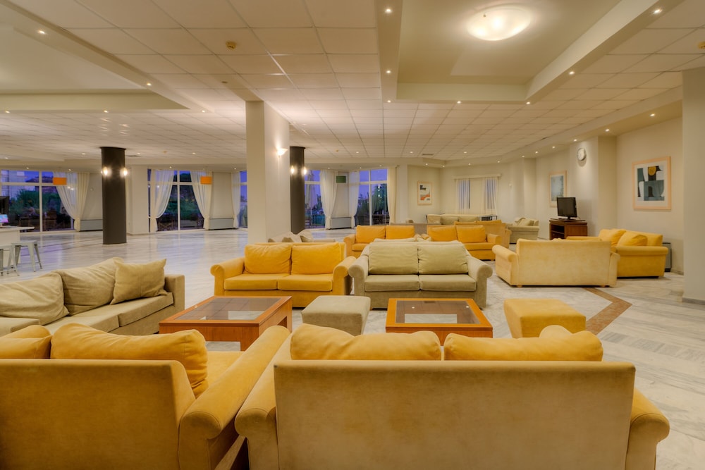 Aeolian Village Beach Resort 13/33