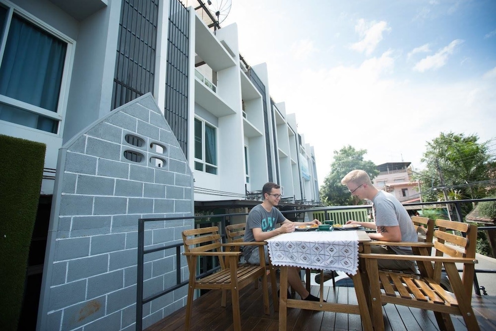 White Monkey Guesthouse 3/56