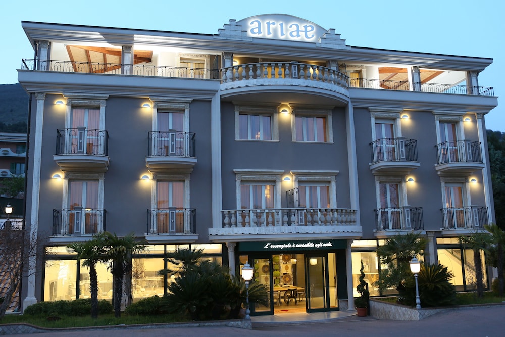 Ariae Hotel 1/45