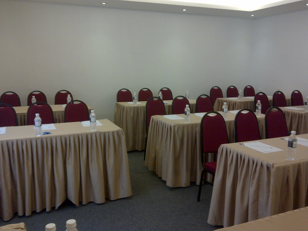 The Leverage Business Hotel (Rawang) 48/62