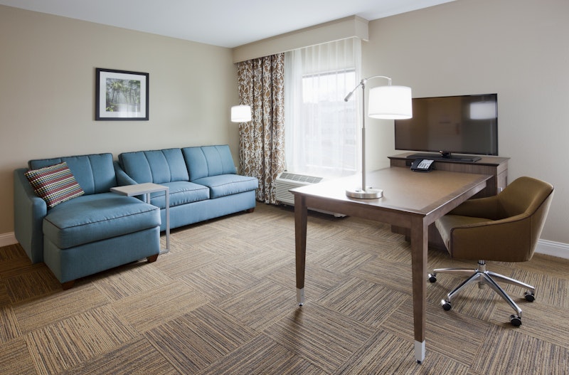 Hampton Inn Bloomington West 23/41