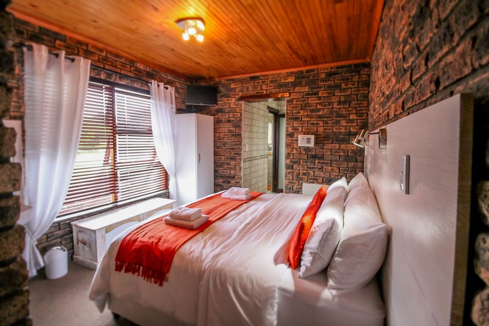 White Shark Guest House 13/50