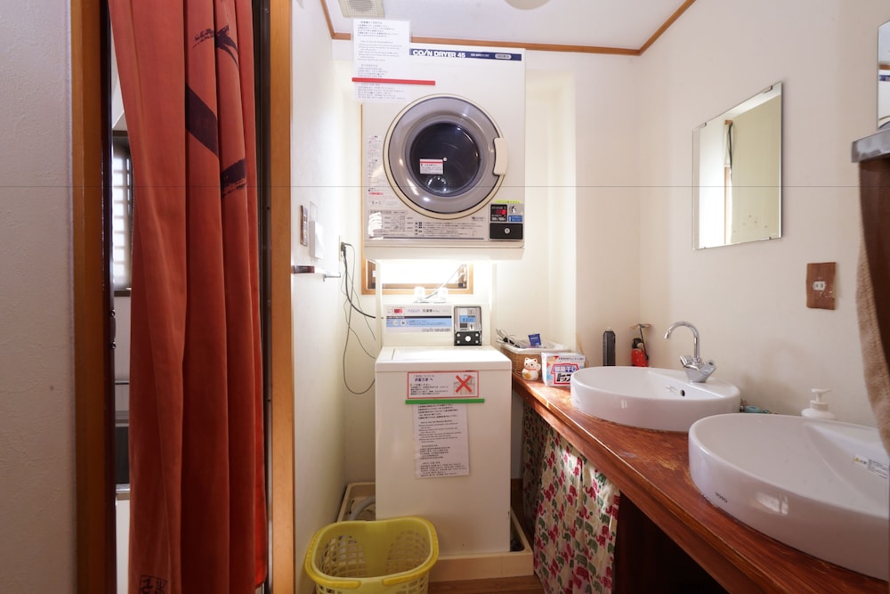 Guest House WA - Hostel 54/62