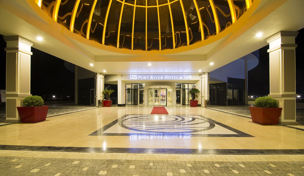 Port River Hotel 7/50
