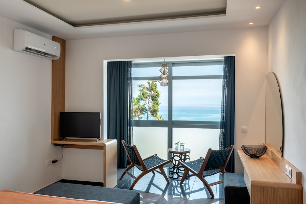 Mediterraneo Hotel 37/50