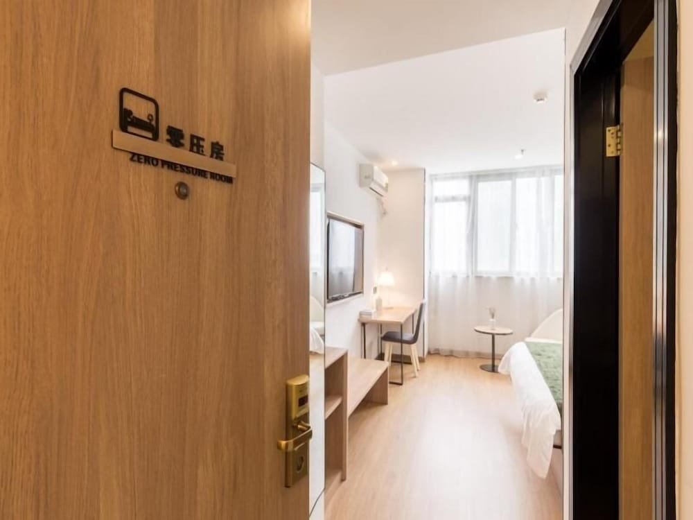 GREENTREE INN SHANGHAI ZHOUPU TOWN XIUPU ROAD BUSINESS HOTEL 30/31