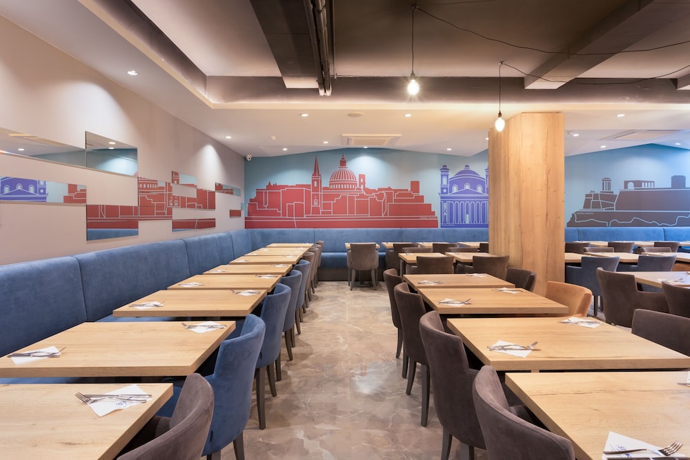 Azur Hotel by ST Hotels 34/42