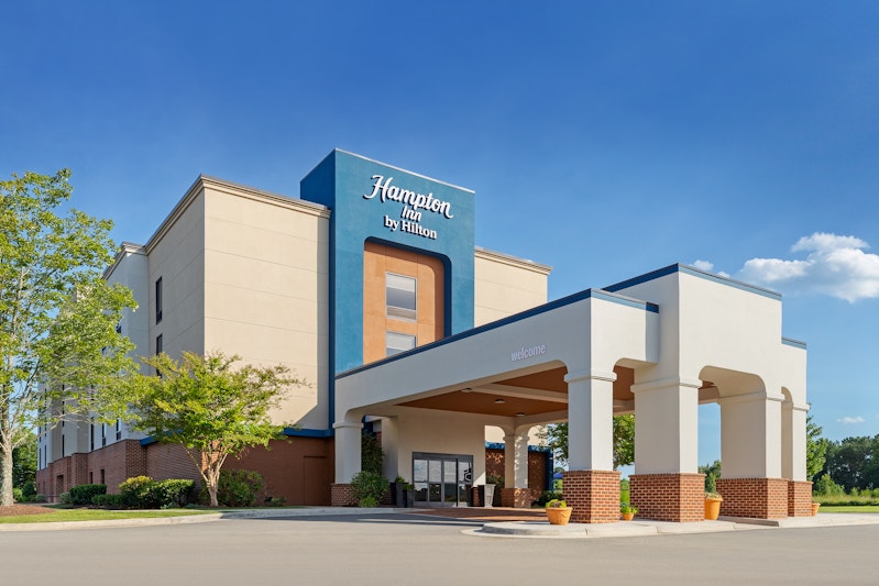 Hampton Inn Farmville 5/79