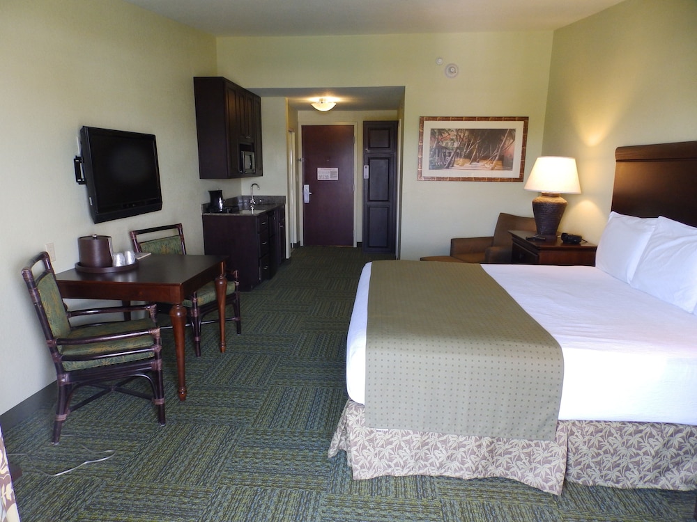 Treasure Bay Hotel and Marina 14/63