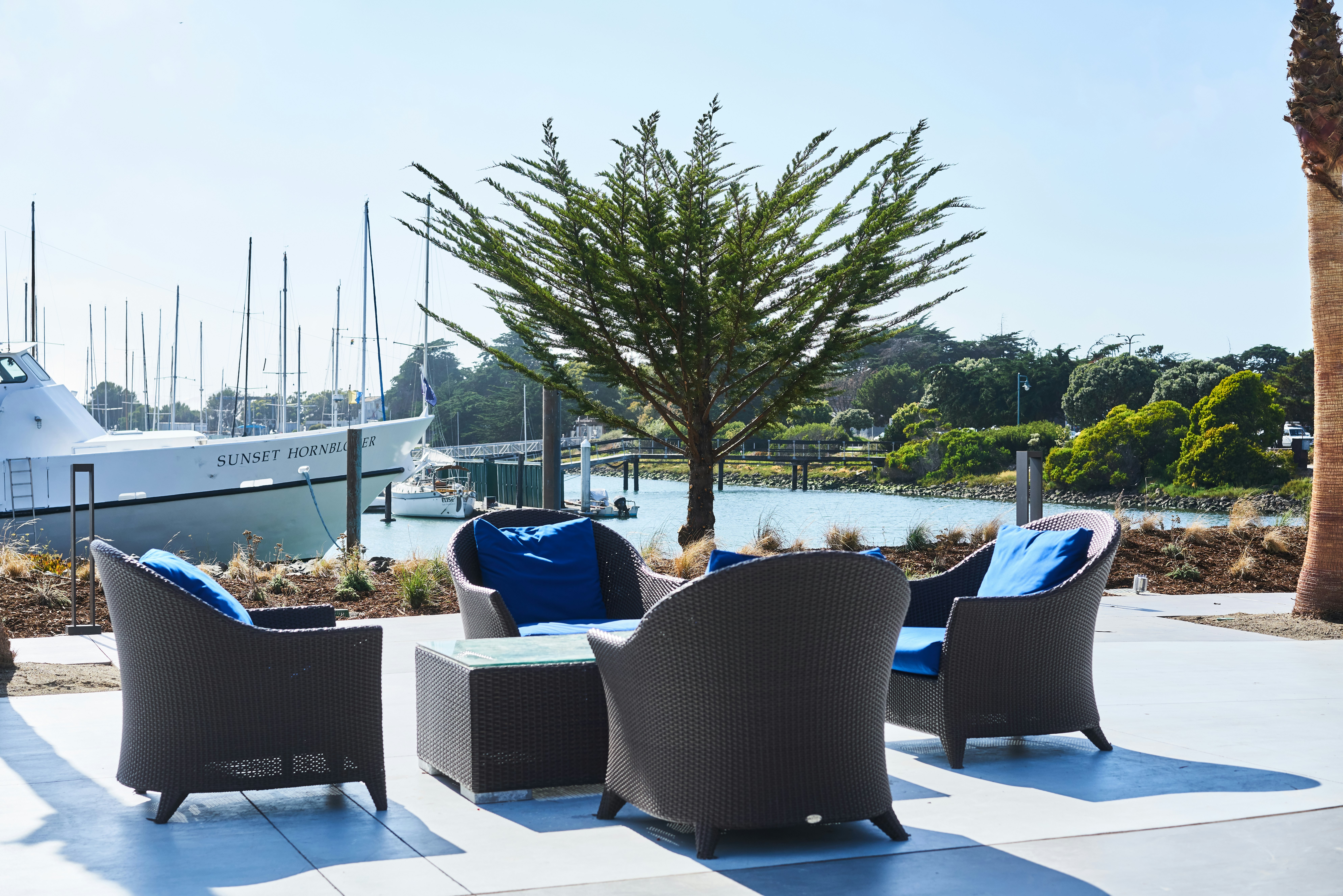 DoubleTree by Hilton Hotel Berkeley Marina 77/83