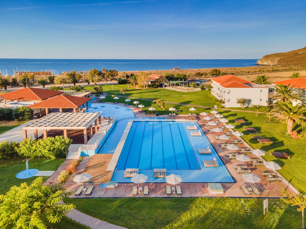 Aeolian Village Beach Resort 27/33