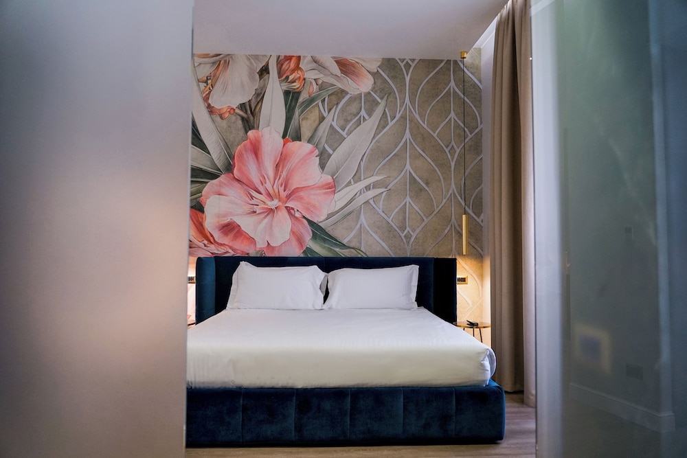 SUPERIOR, DOUBLE BED