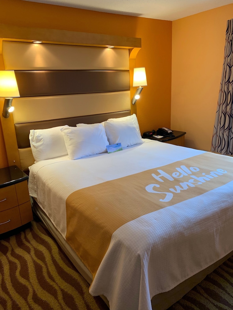 Days Inn & Suites by Wyndham Albany 14/48