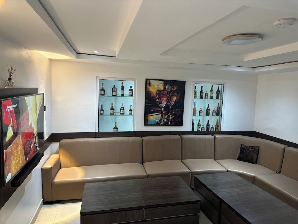 Foramot Suite 12/24