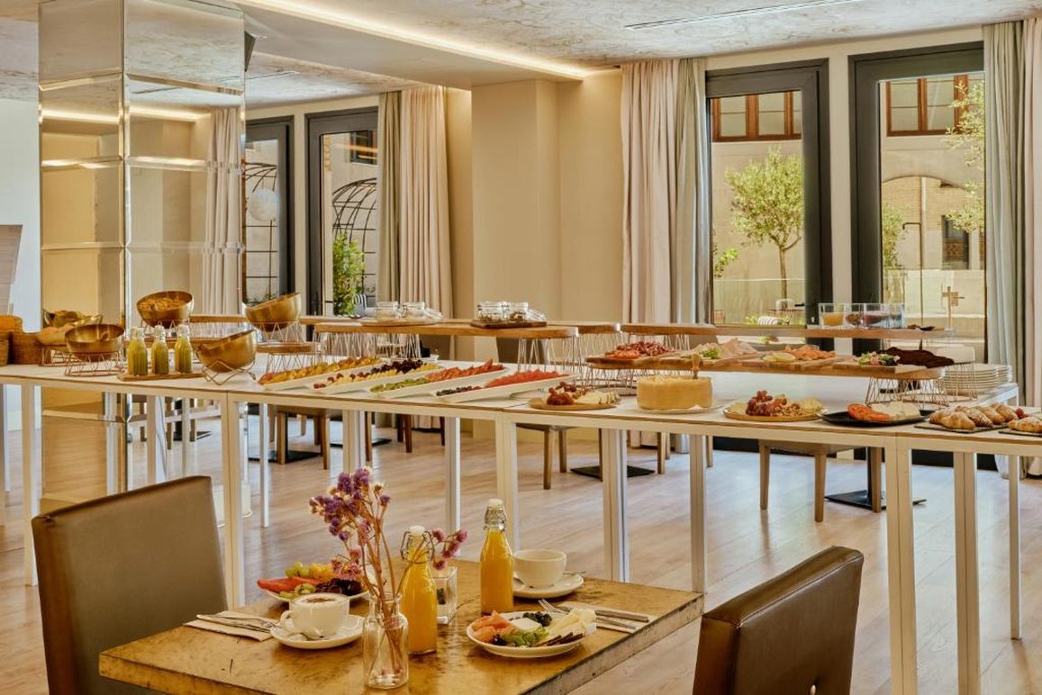 Pamplona Catedral Hotel 27/37