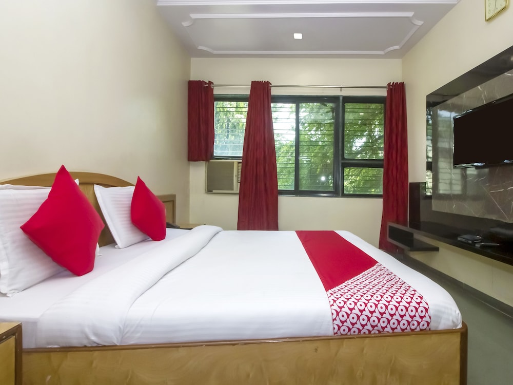 Hotel New Uttam Hira Palace 14/34
