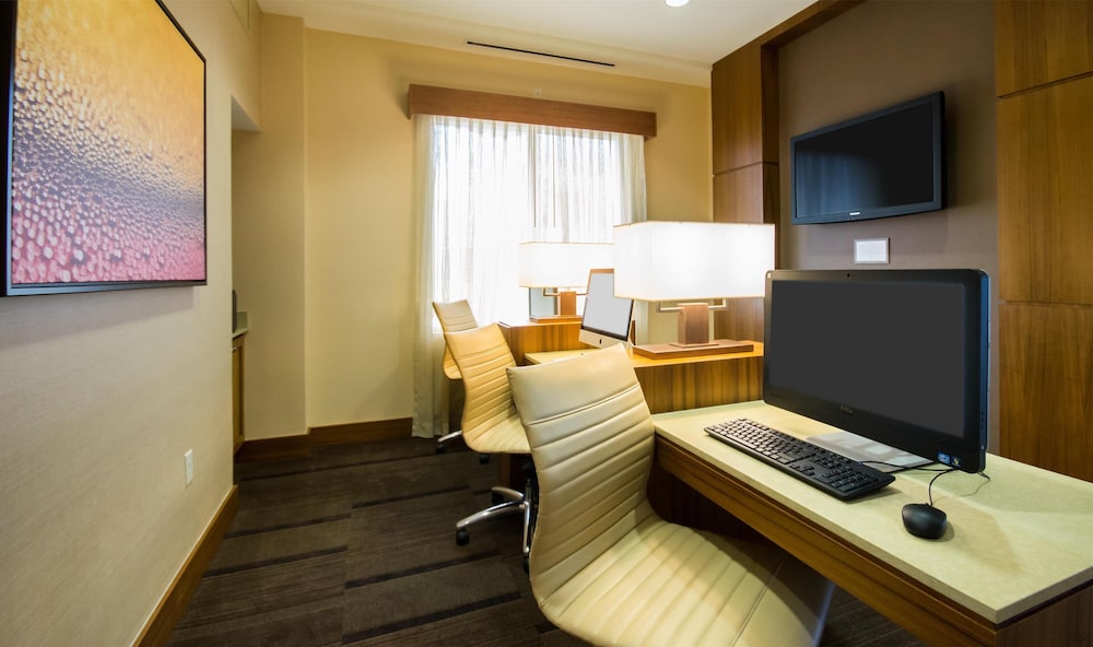Hyatt Place Daytona Beach Oceanfront 55/65