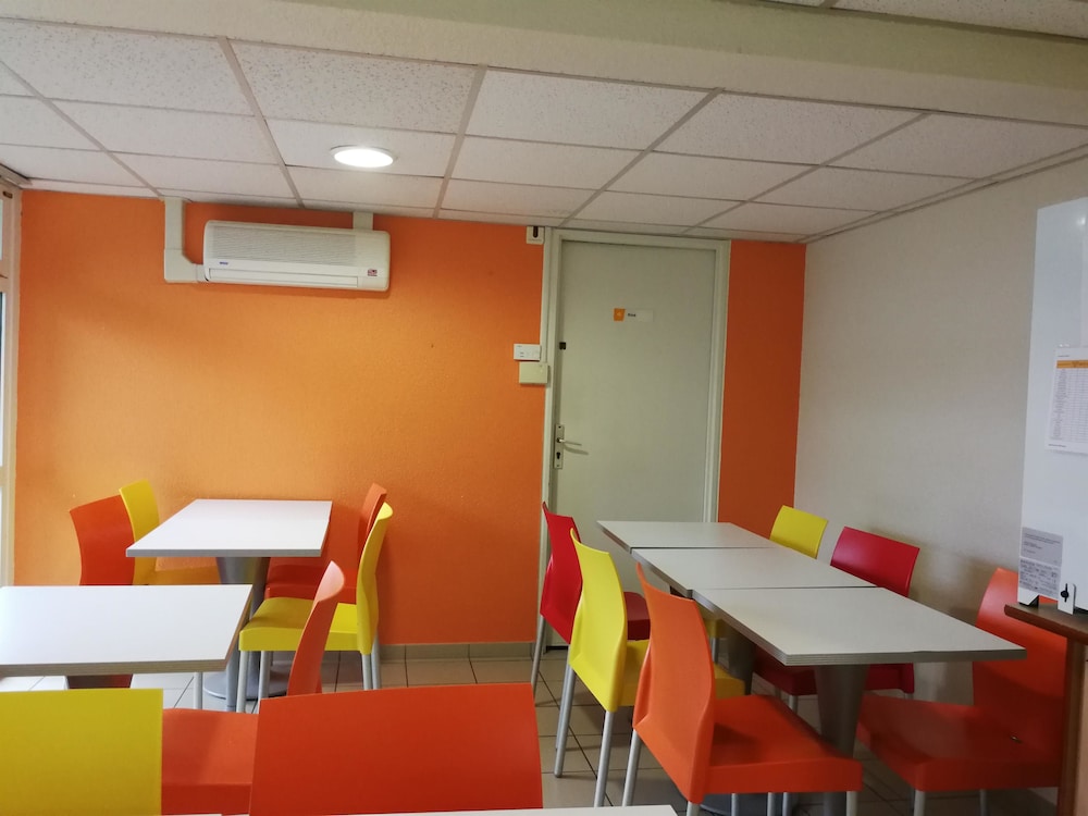 Premiere Classe Angers Ouest - Beaucouze 44/53