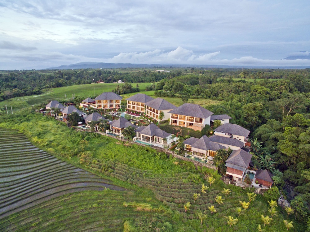 Sahaja Sawah Resort 48/50