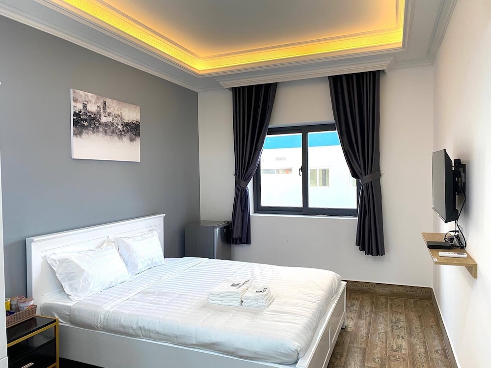 The Passion Hotel Airport - 5 minutes to Tan Son Nhat 16/50
