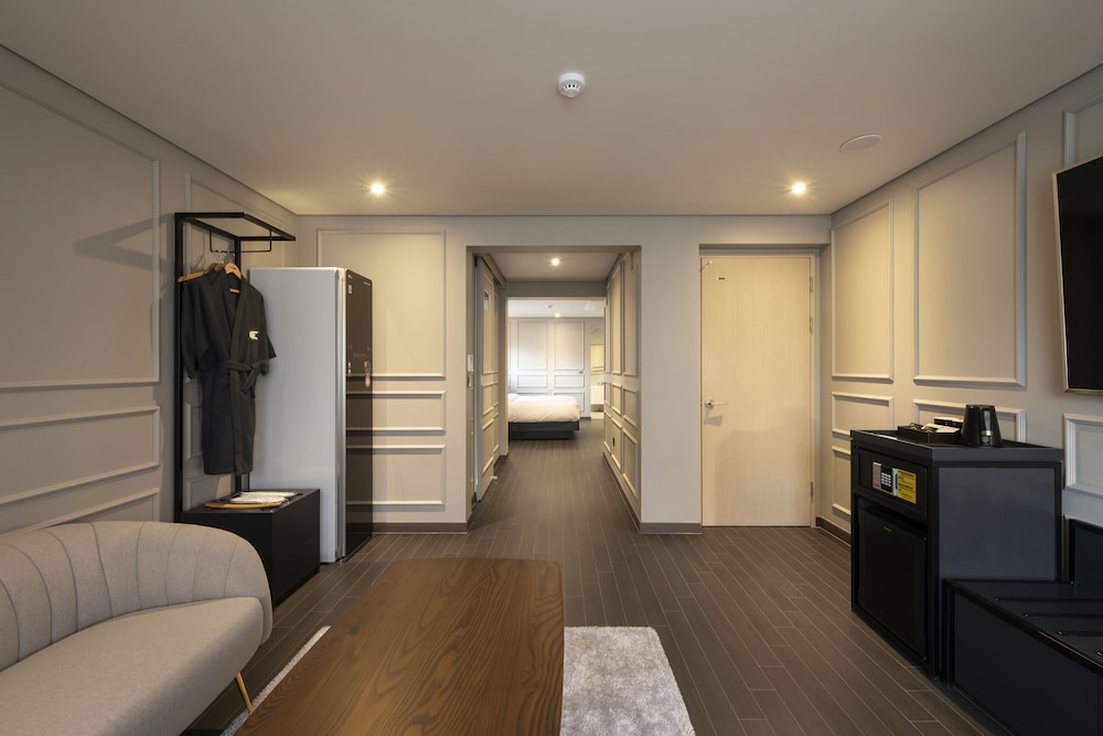 Yeonsan Hound Hotel 34/50