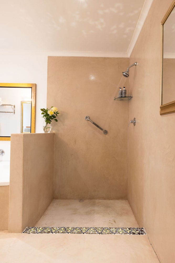 Cape Pillars Boutique Hotel 4/41