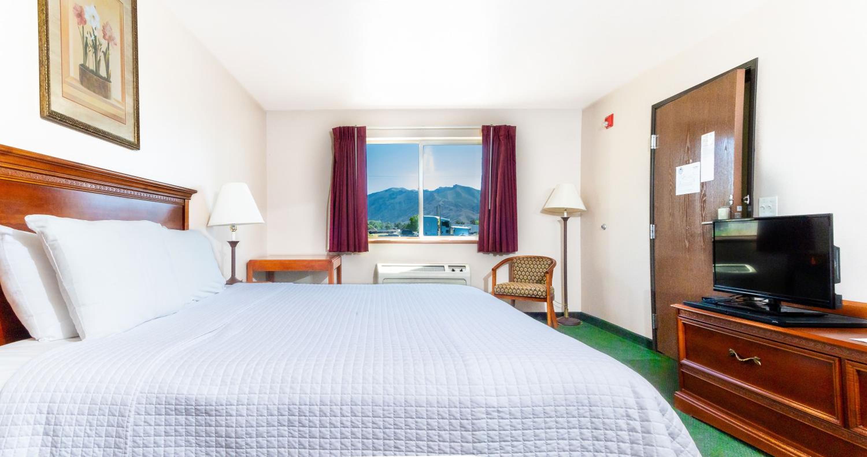 غرفة بسرير كينج يُسمح فيها بالحيوانات الأليفة، Scipio Hotel 2/6