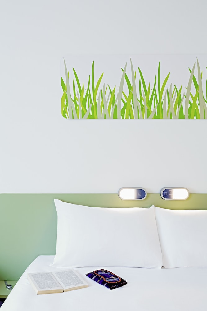 Ibis Budget Saint-Quentin Centre Gare 28/58