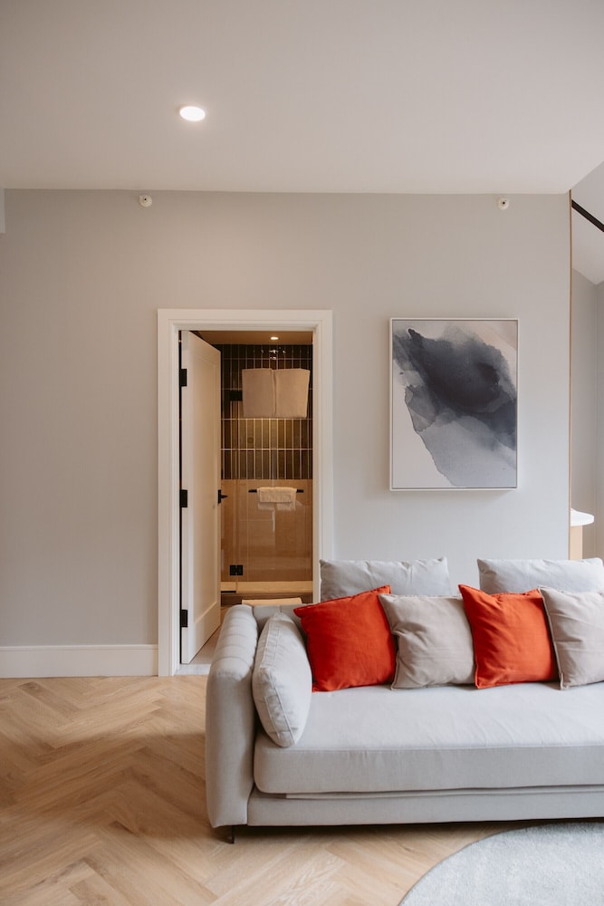 Penthouse Suite