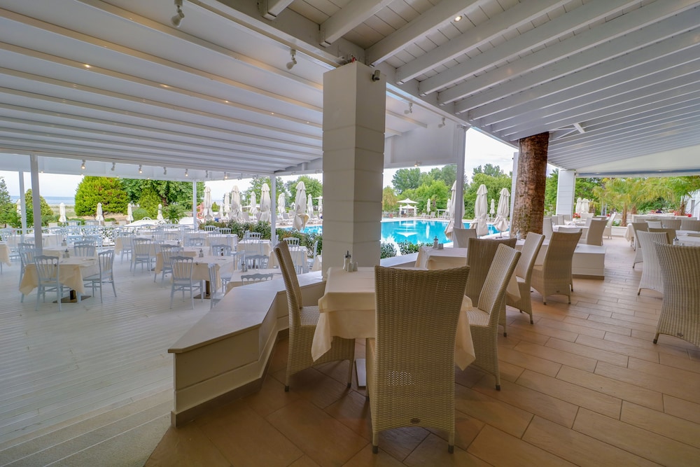 Olympian Bay Grand Resort By Anayia All Inclusive Resorts 35/72