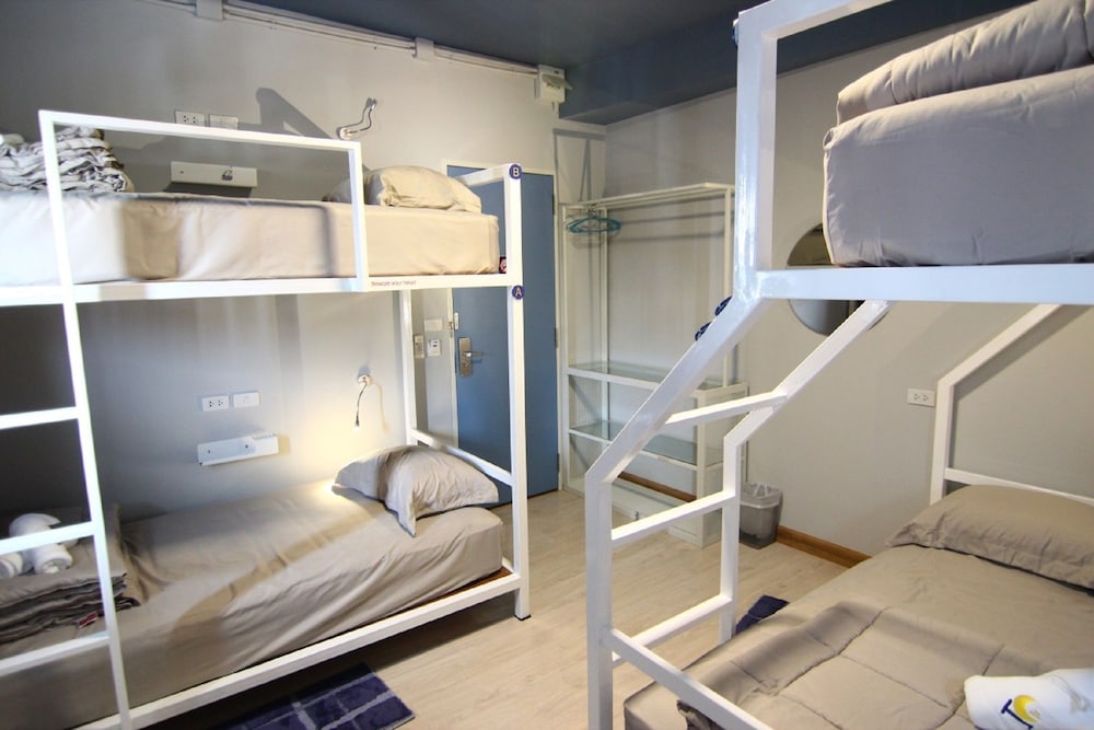 The Moon Hostel Hua Hin 19/68