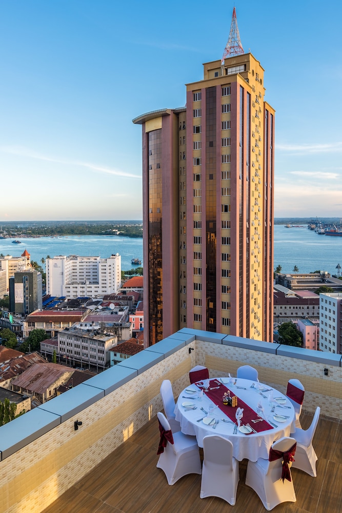 Golden Tulip Dar City Center in DAR ES SALAAM