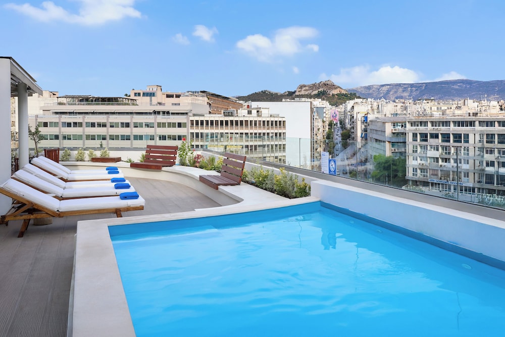 Zeus Essence Wyndham Athens Residence 74/76