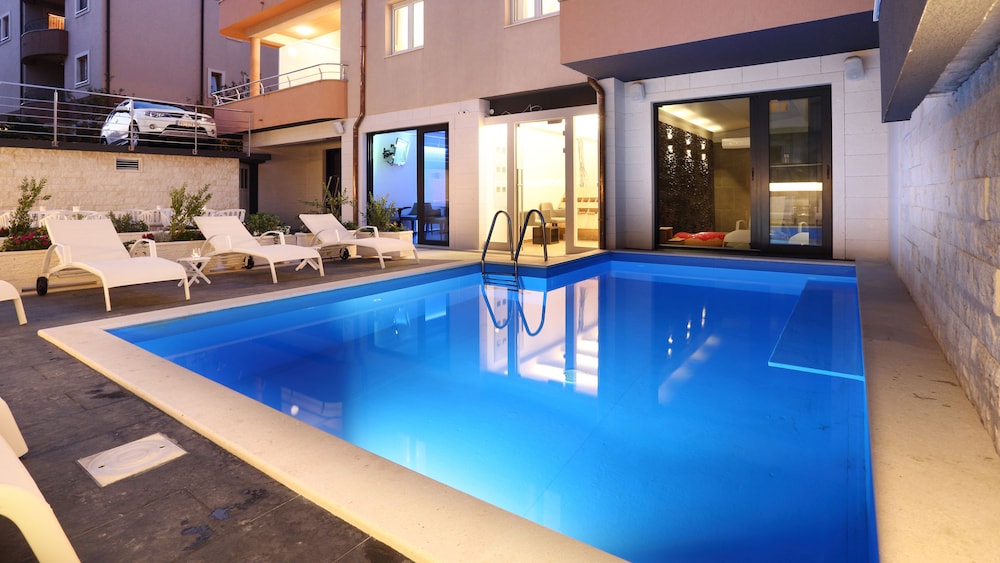 Villa M 24/50