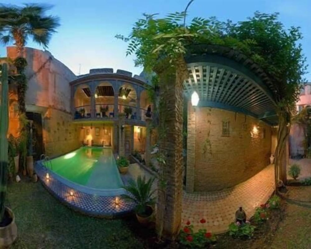 Riad Meknès 25/29