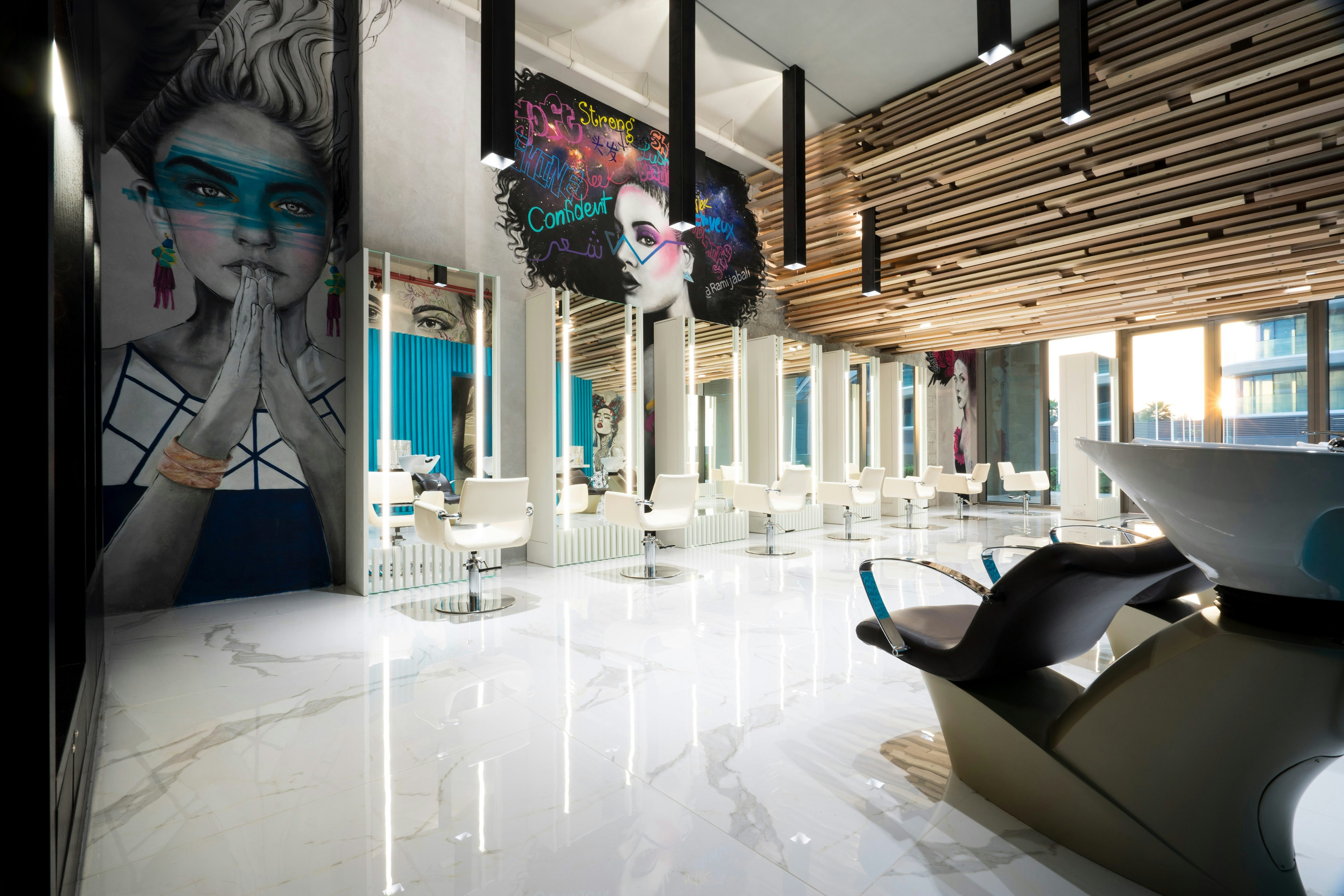 W Dubai – The Palm 41/61