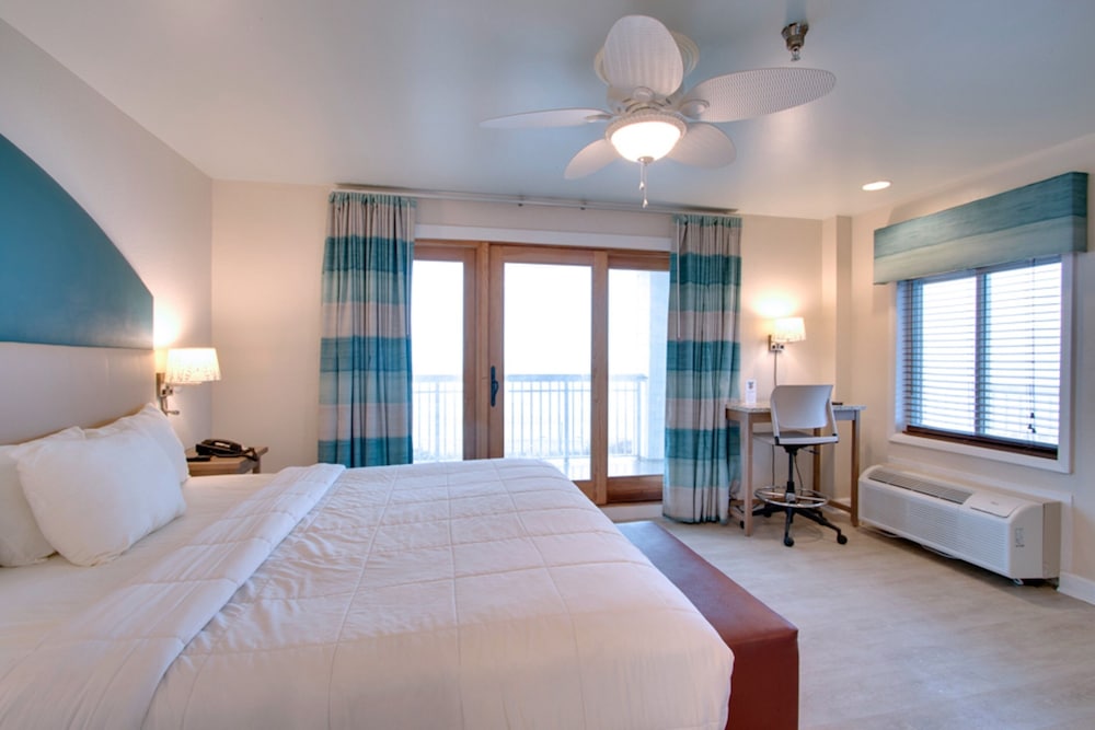 Seaside Inn Oceanfront 11/31