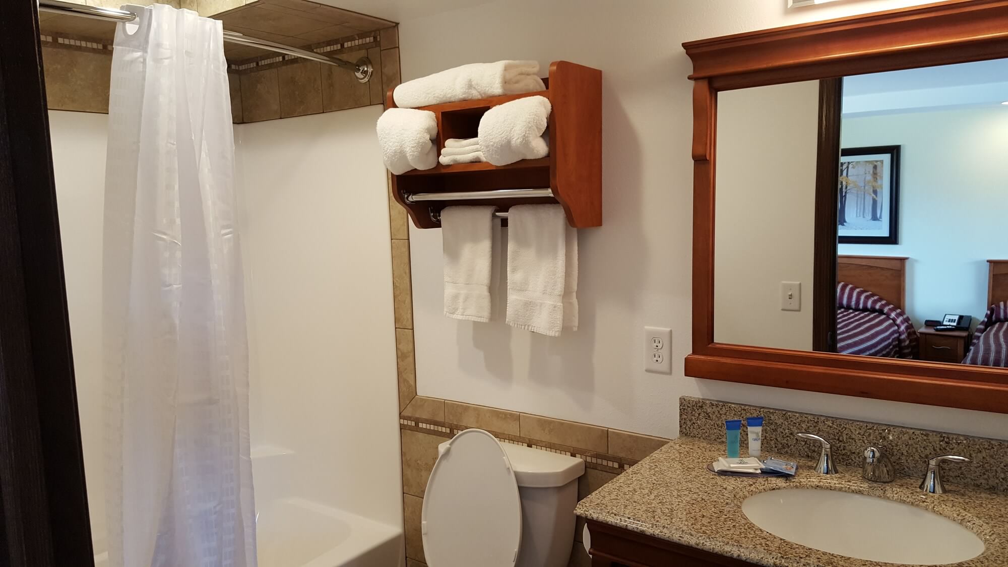 Park, King Bed, Jetted Tub, Ground Floor