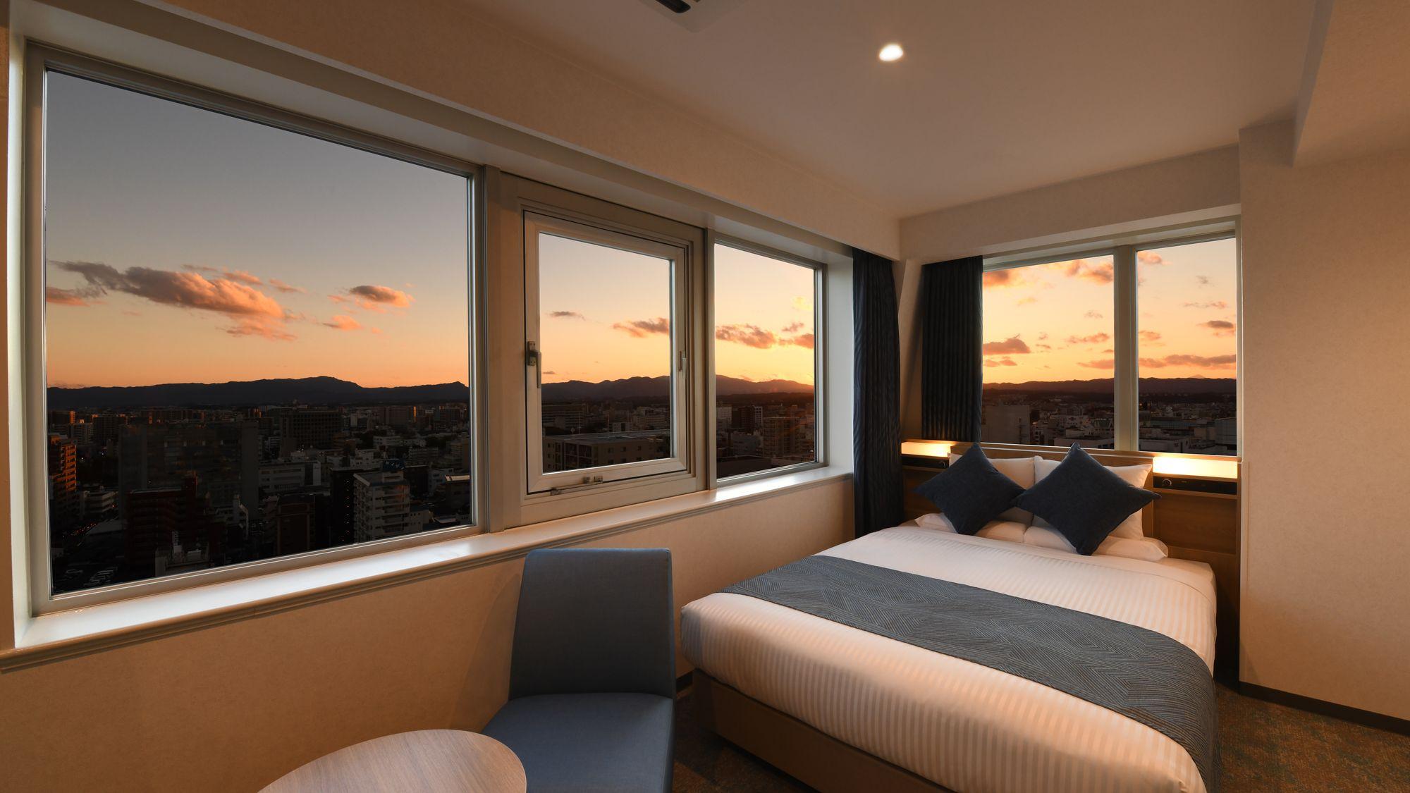 Standard, Double Bed, Night View