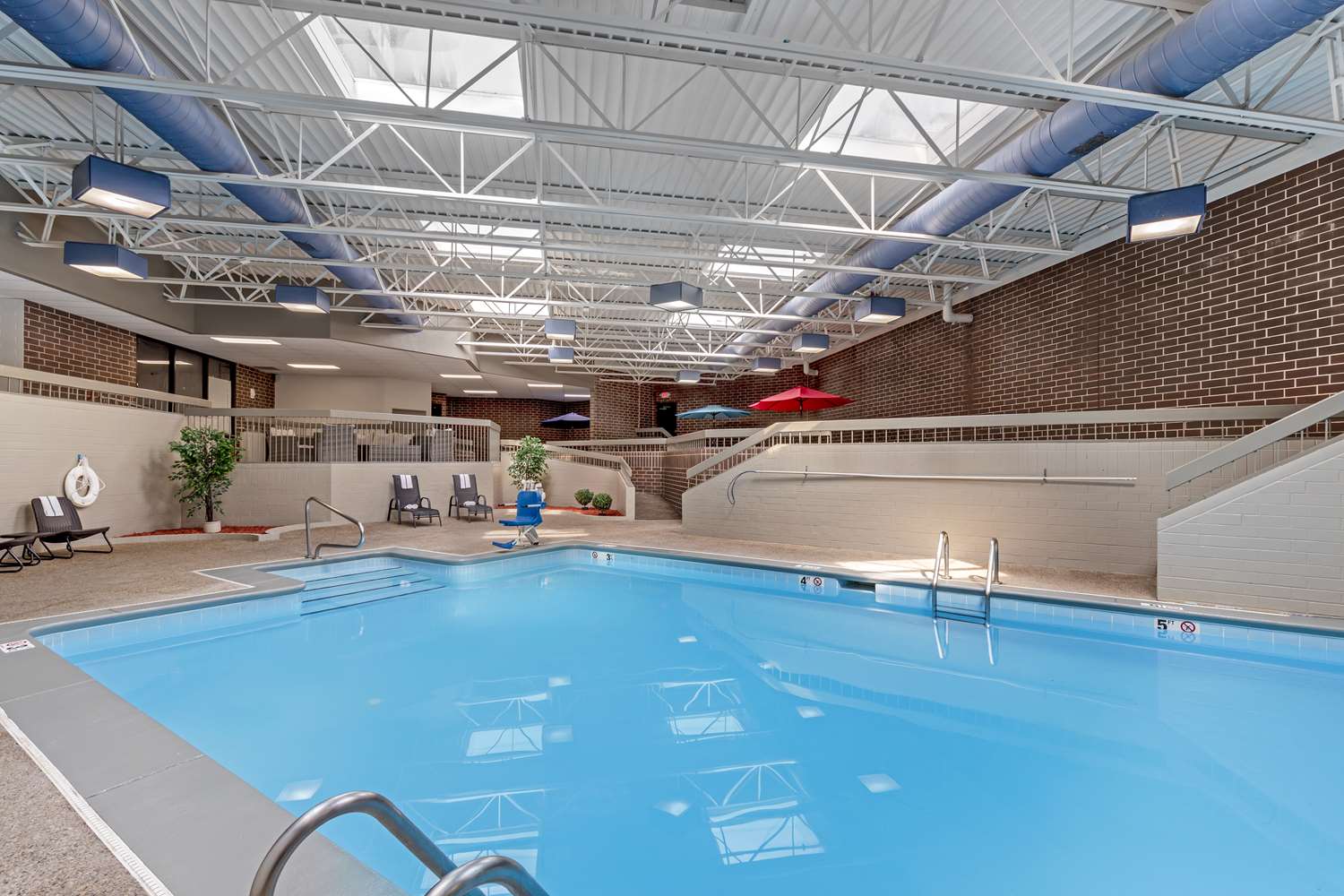 Best Western Plus Executive Residency Waterloo and Cedar Falls 21/42