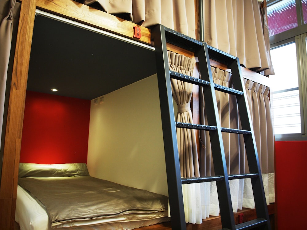 Knock Knock Hostel 3/41
