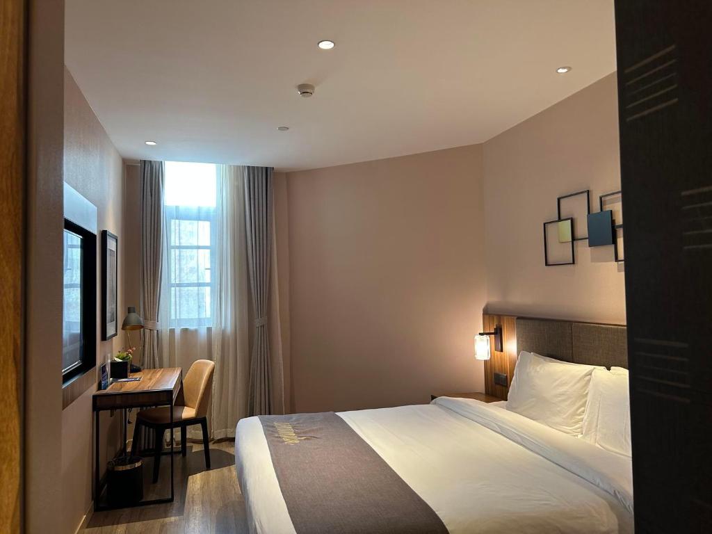 غرفة بزنس بسرير كينج، Home Inn Beijing South Railway Station 2/5