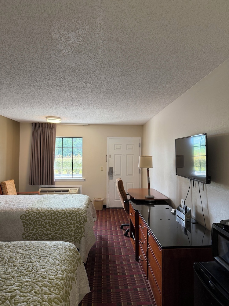 Peach Tree Inn 28/48