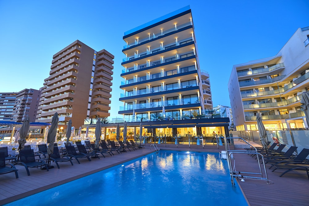 Hotel Negresco - Adults Only 2/50